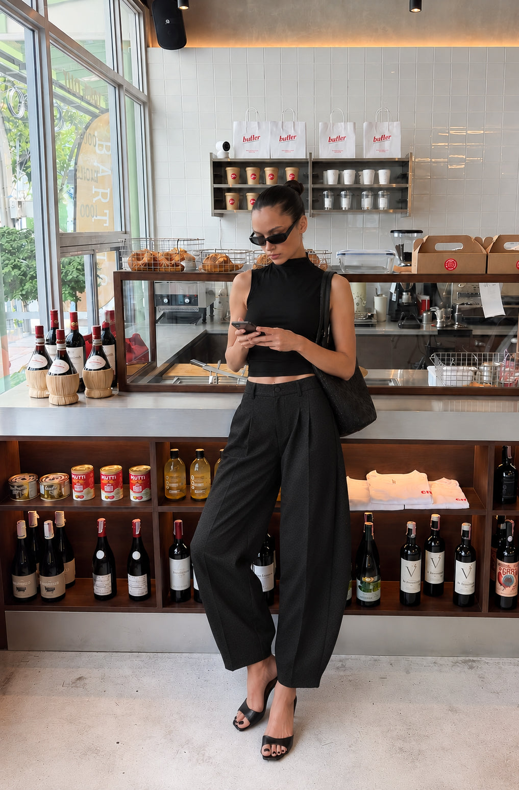 Kadın Siyah Yüksek Bel Pileli Balon Pantolon